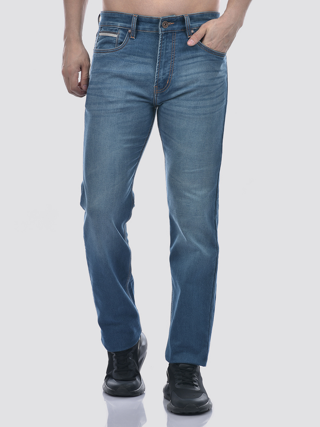 Numero Uno Men Light Blue Straight Fit Sustainable Jeans